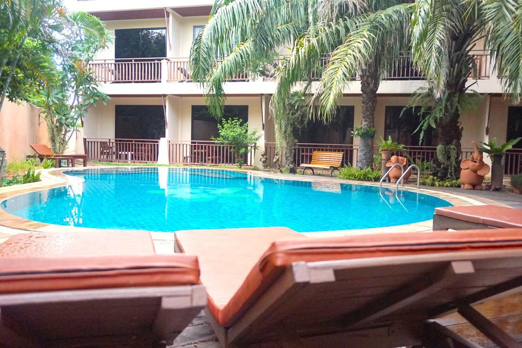 Thai Pura Resort Pattaya Exterior foto